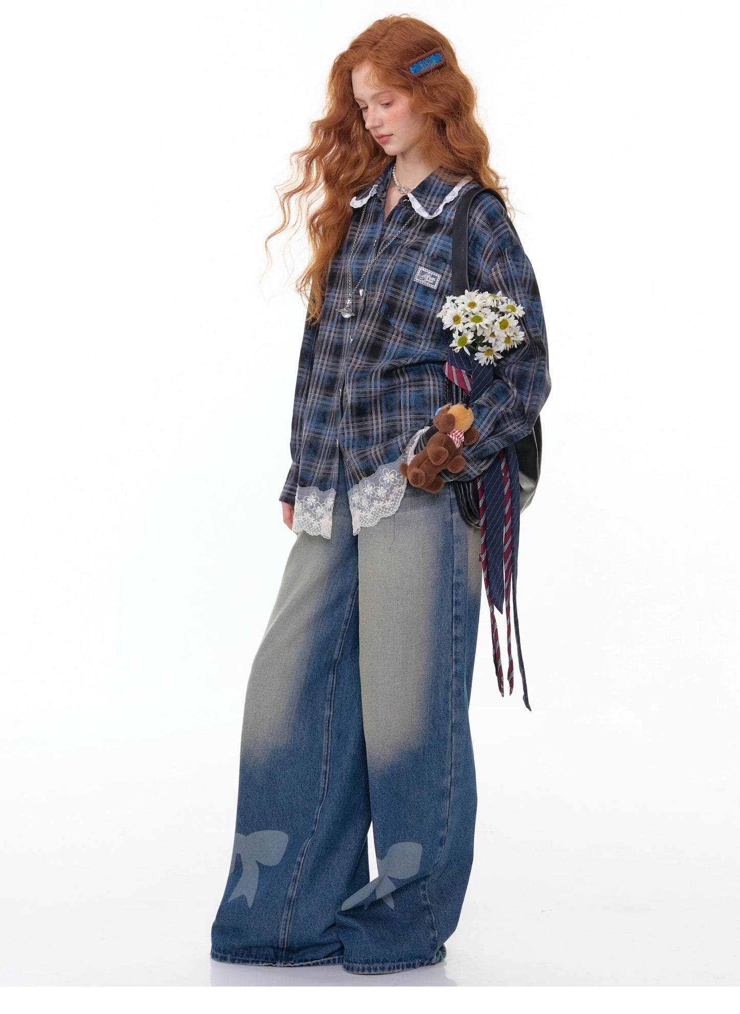 ZiziFei - Bow Embroidered High-Waisted Denim Jeans