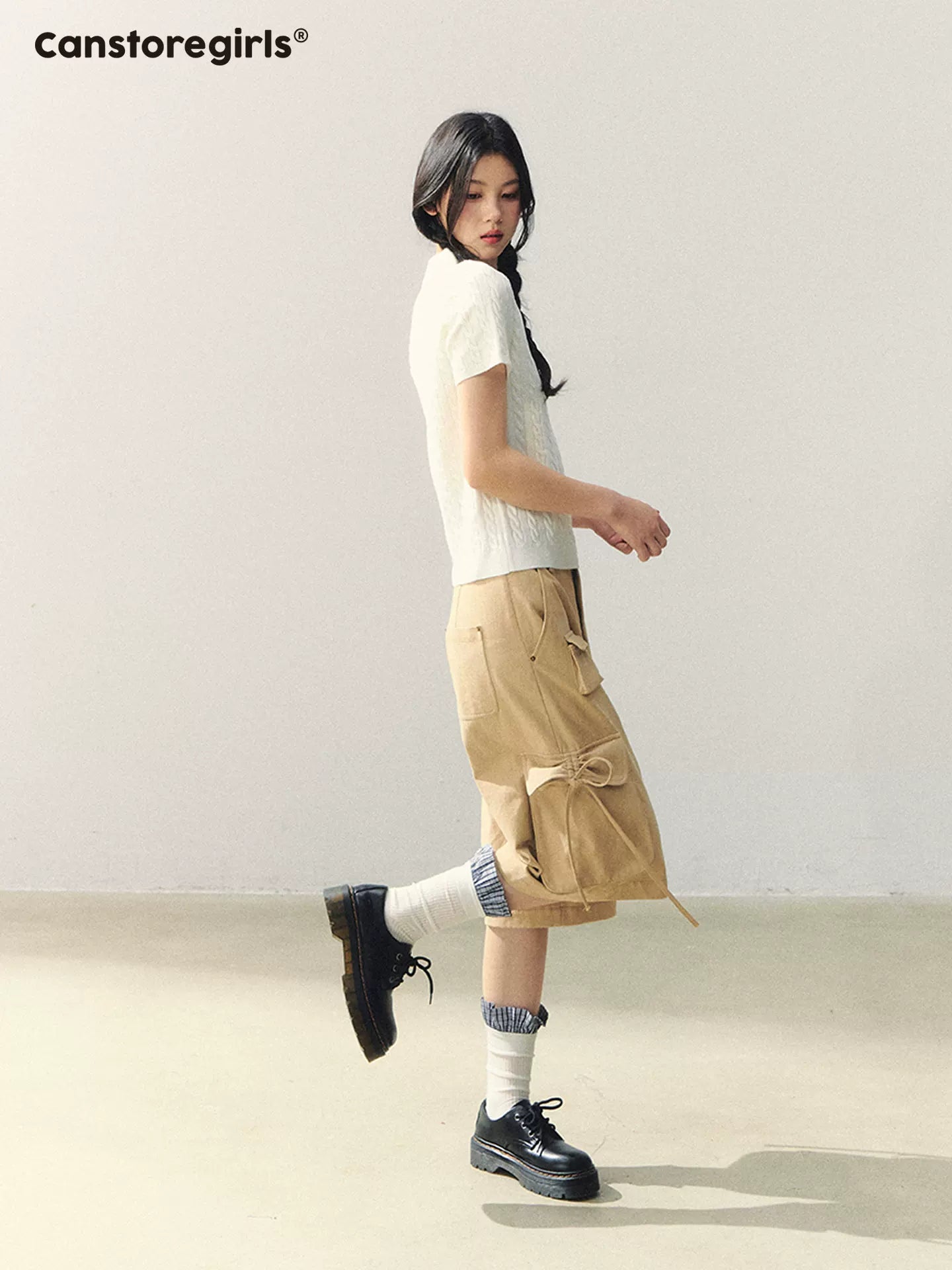 "Sand Messenger Mood" Khaki Bow Drawstring Cropped Cargo Pants WW2026042