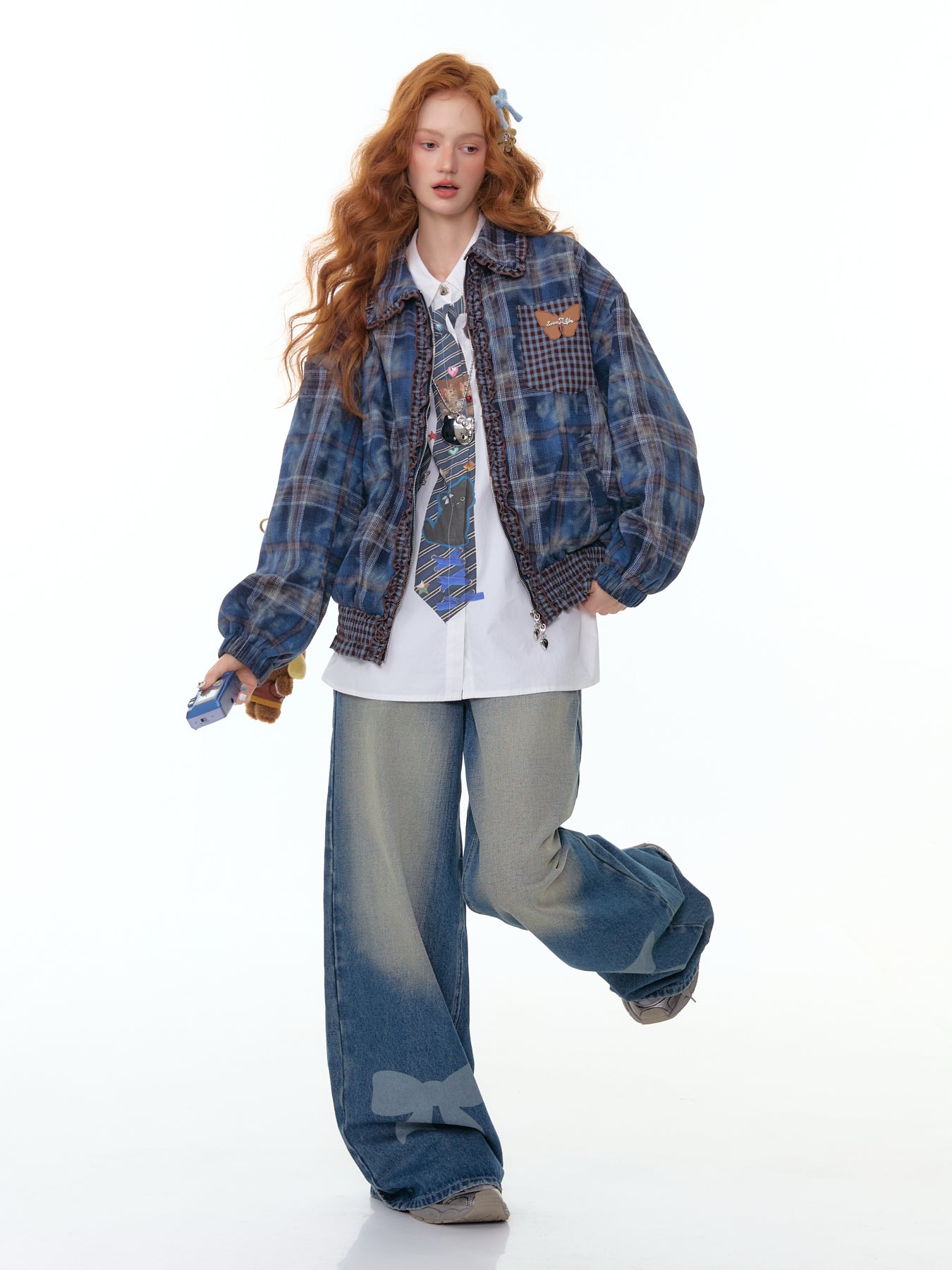 ZiziFei - Bow Embroidered High-Waisted Denim Jeans