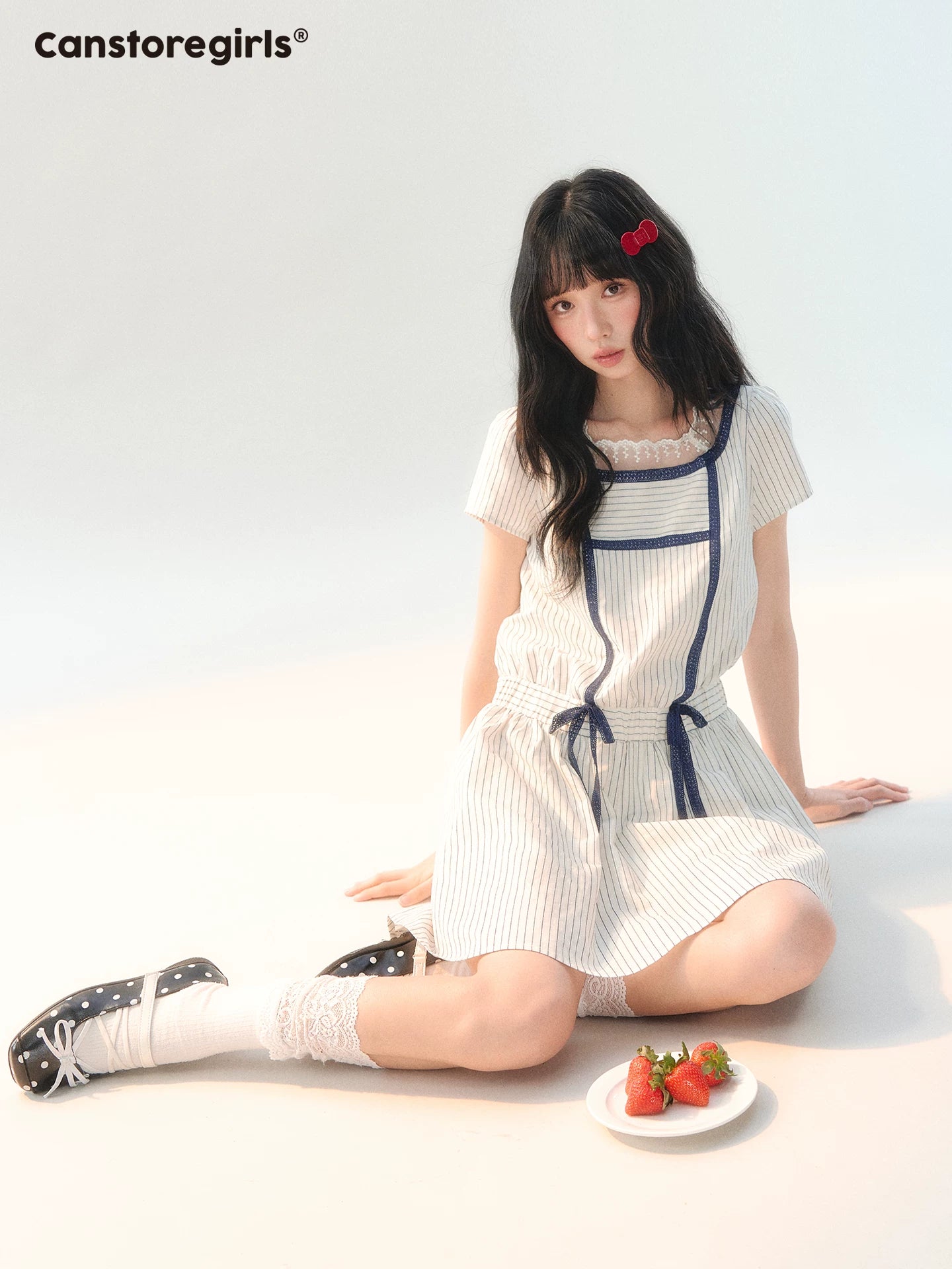 170726C "Midsummer Whisper" White Lace Collar Tie-Waist Dress