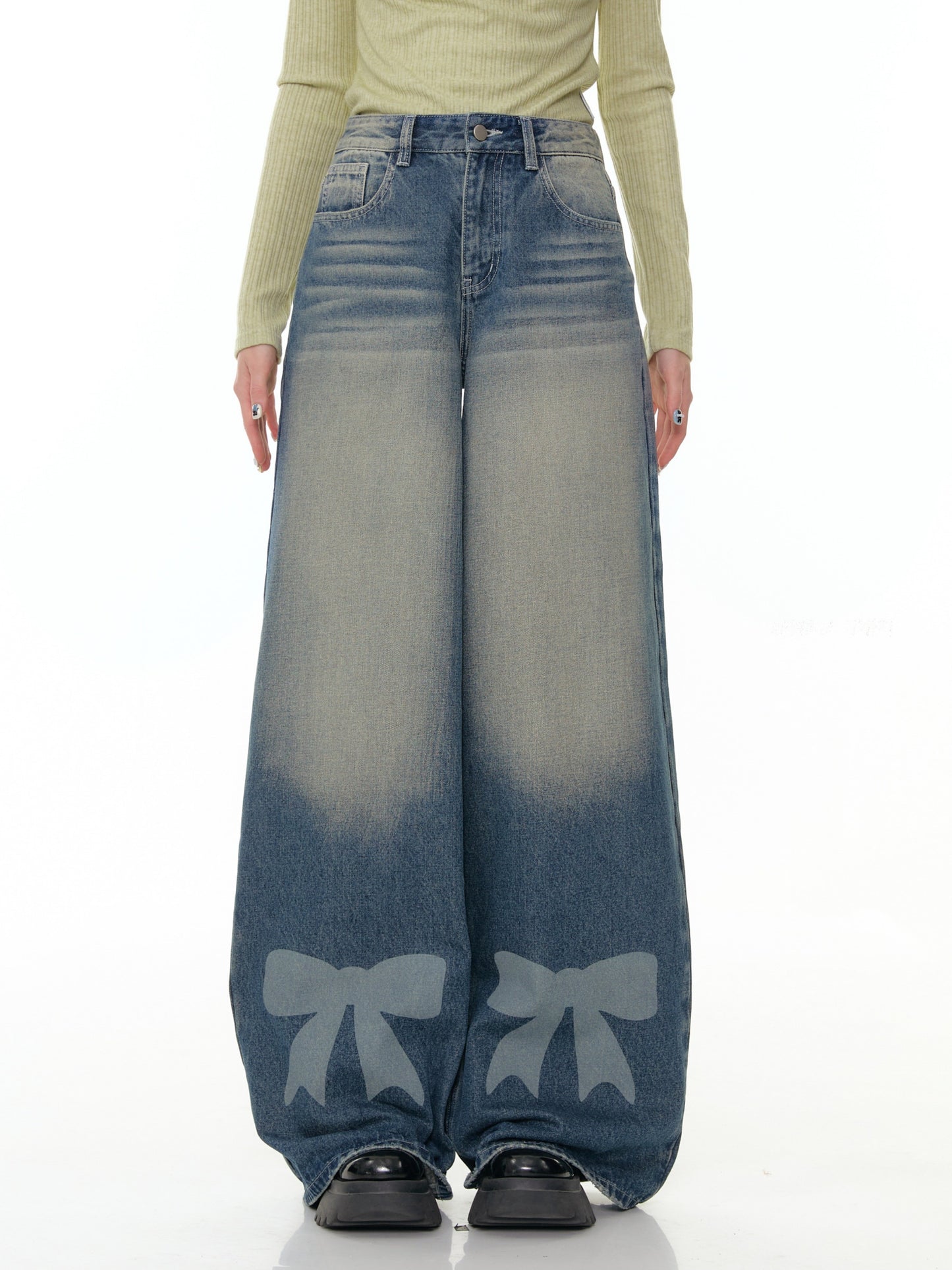 ZiziFei - Bow Embroidered High-Waisted Denim Jeans