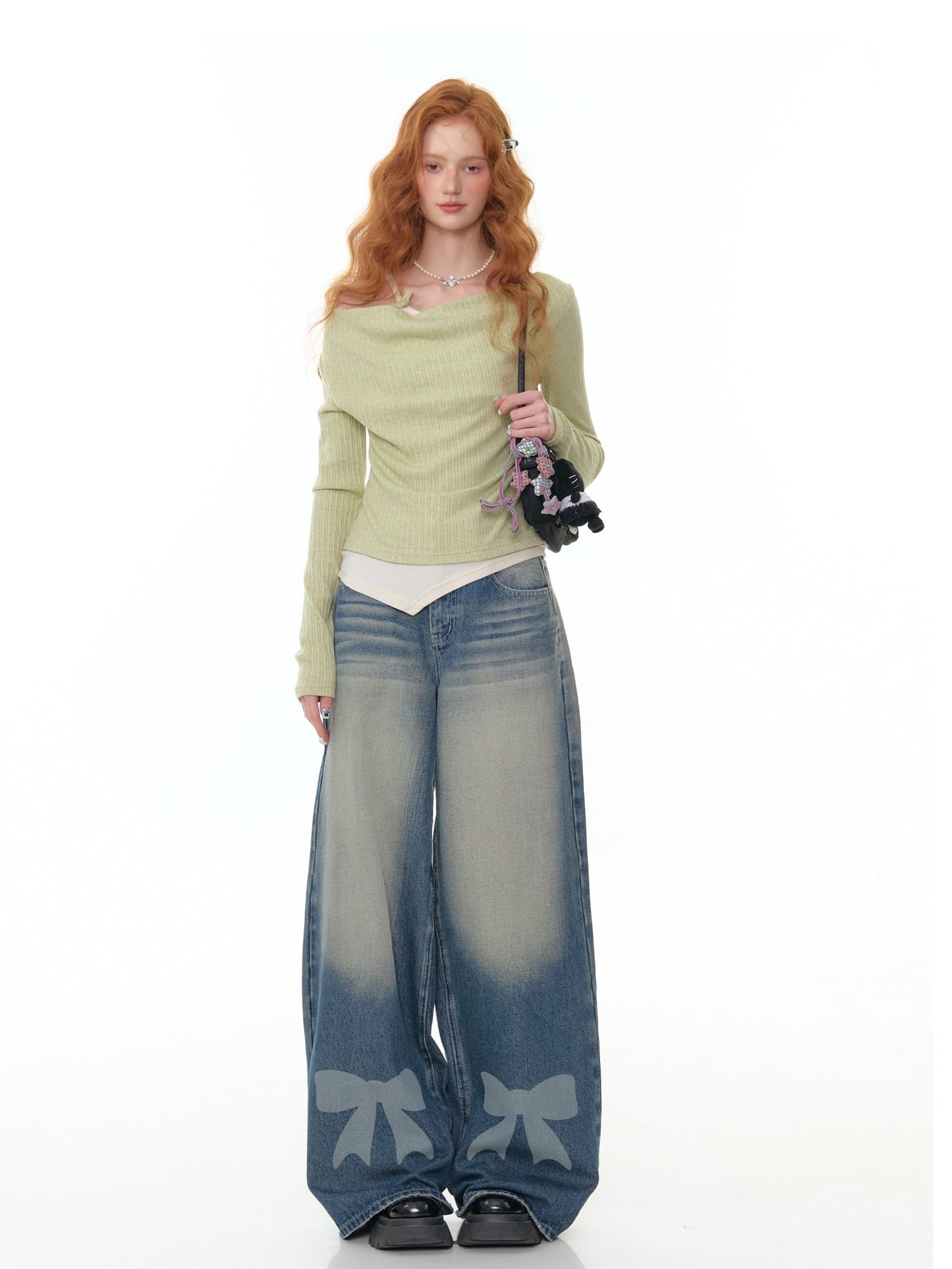 ZiziFei - Bow Embroidered High-Waisted Denim Jeans