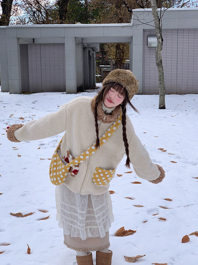 罐头士多所 Cute Puppy Patchwork Sherpa Jacket