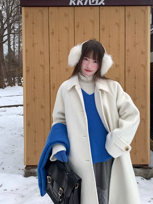 罐头士多所 Atmosphere Wool-Blend Fuzzy Coat