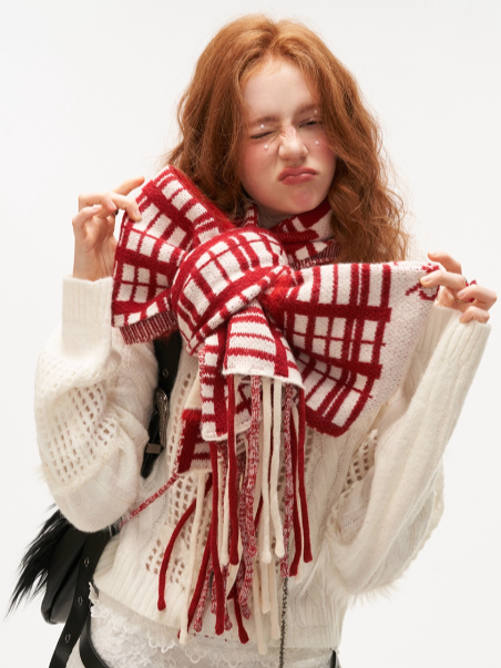 MAMC - 3D Rose Faux Fur Collar Knit Sweater