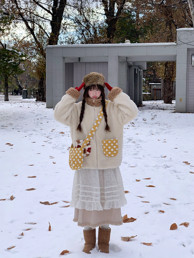 罐头士多所 Cute Puppy Patchwork Sherpa Jacket