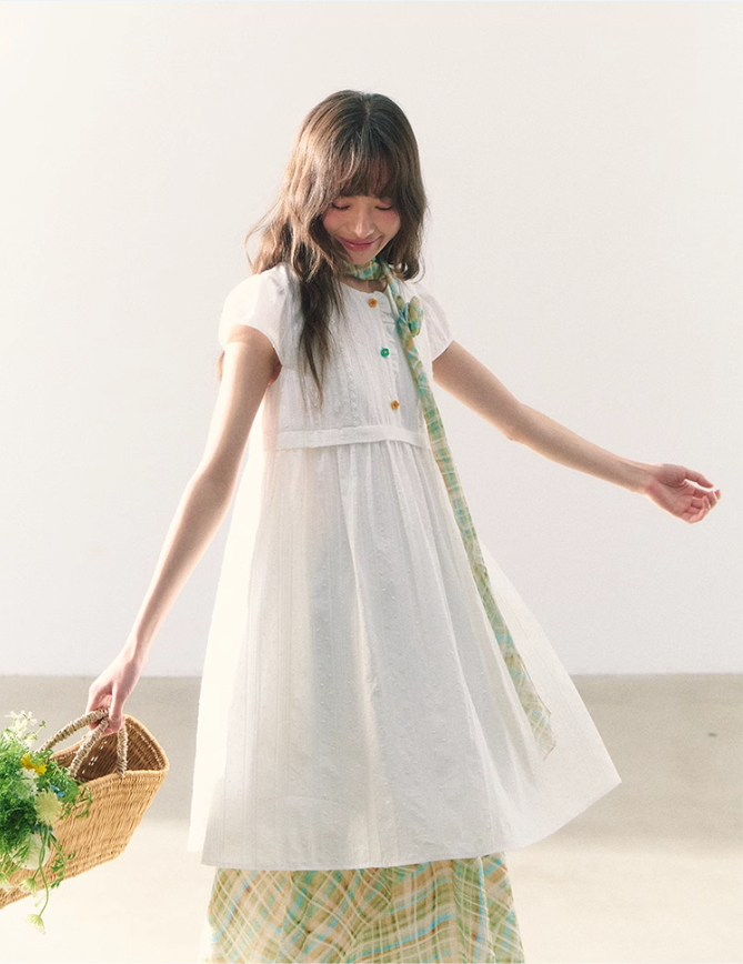 罐头粪便 - White Puff-Sleeve Dress + Forest Plaid Contrast Skirt