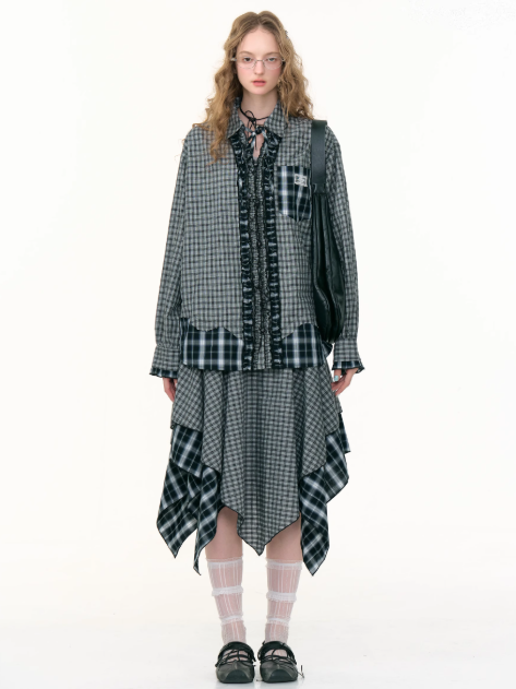 ZiziFei - Vintage-Inspired Black & White Plaid Ruffle Shirt