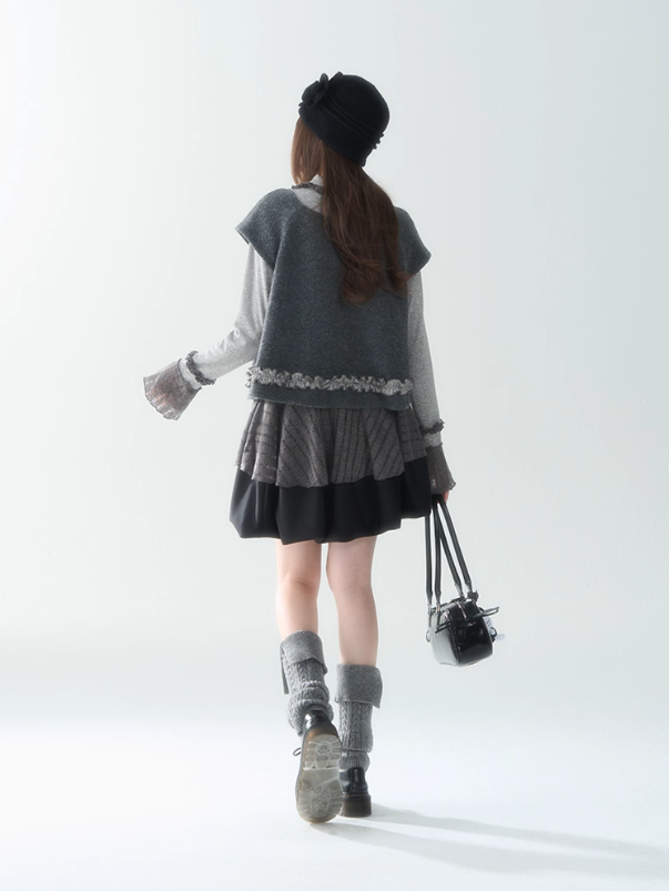 罐头士多所 - Soft Wave Contrast Color Ruffle Edge Knit Cardigan