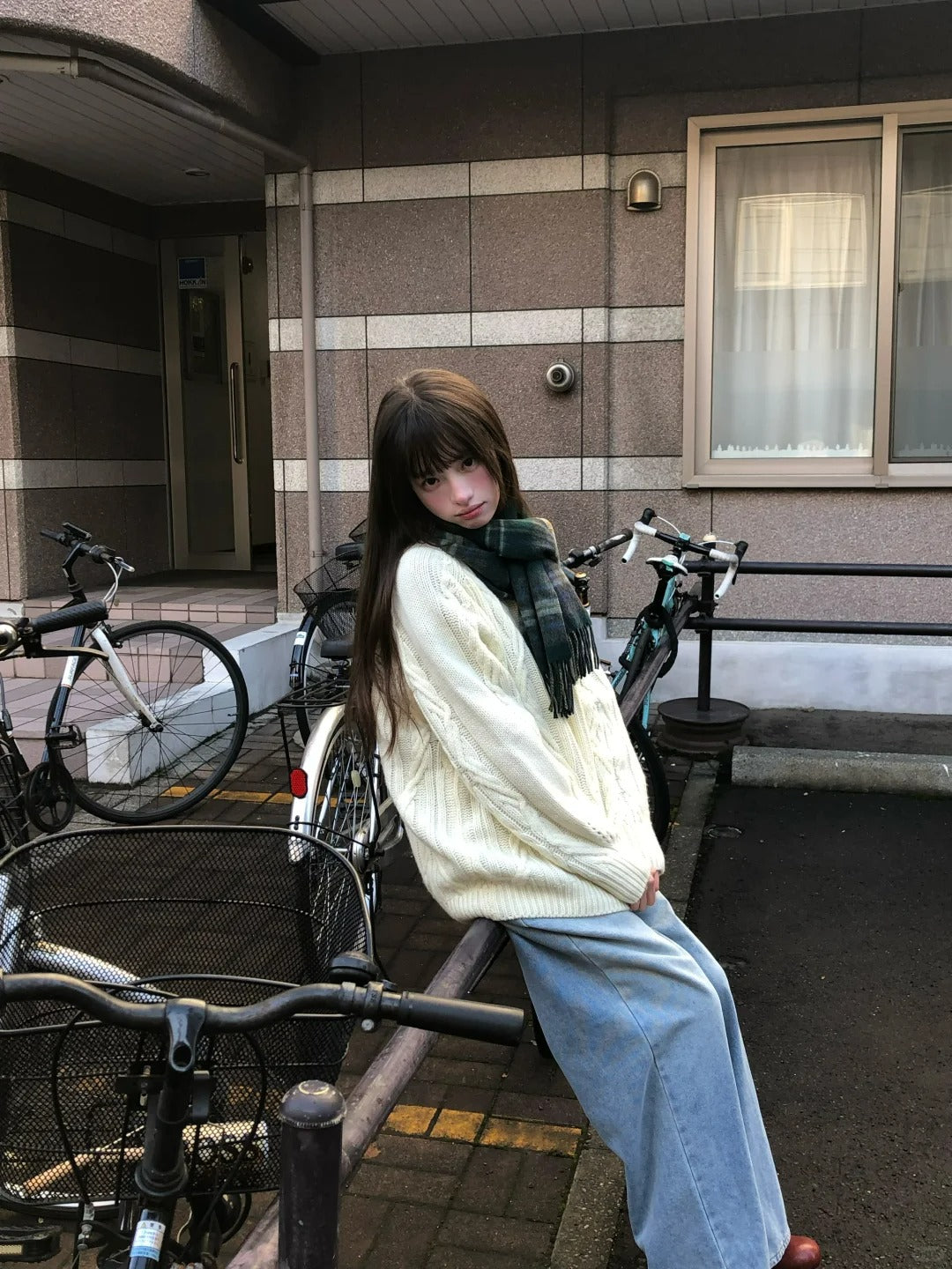 Zzouu - Plain Knitted Sweater - Red and White