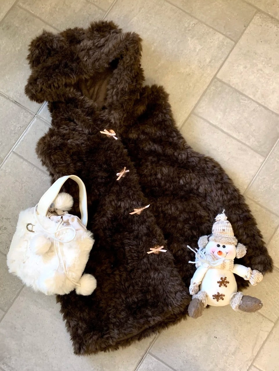 BIBIBENCY - Brown Faux Fur Hooded Vest with Toggle Closures