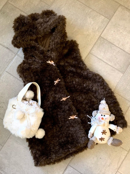 BIBIBENCY - Brown Faux Fur Hooded Vest with Toggle Closures