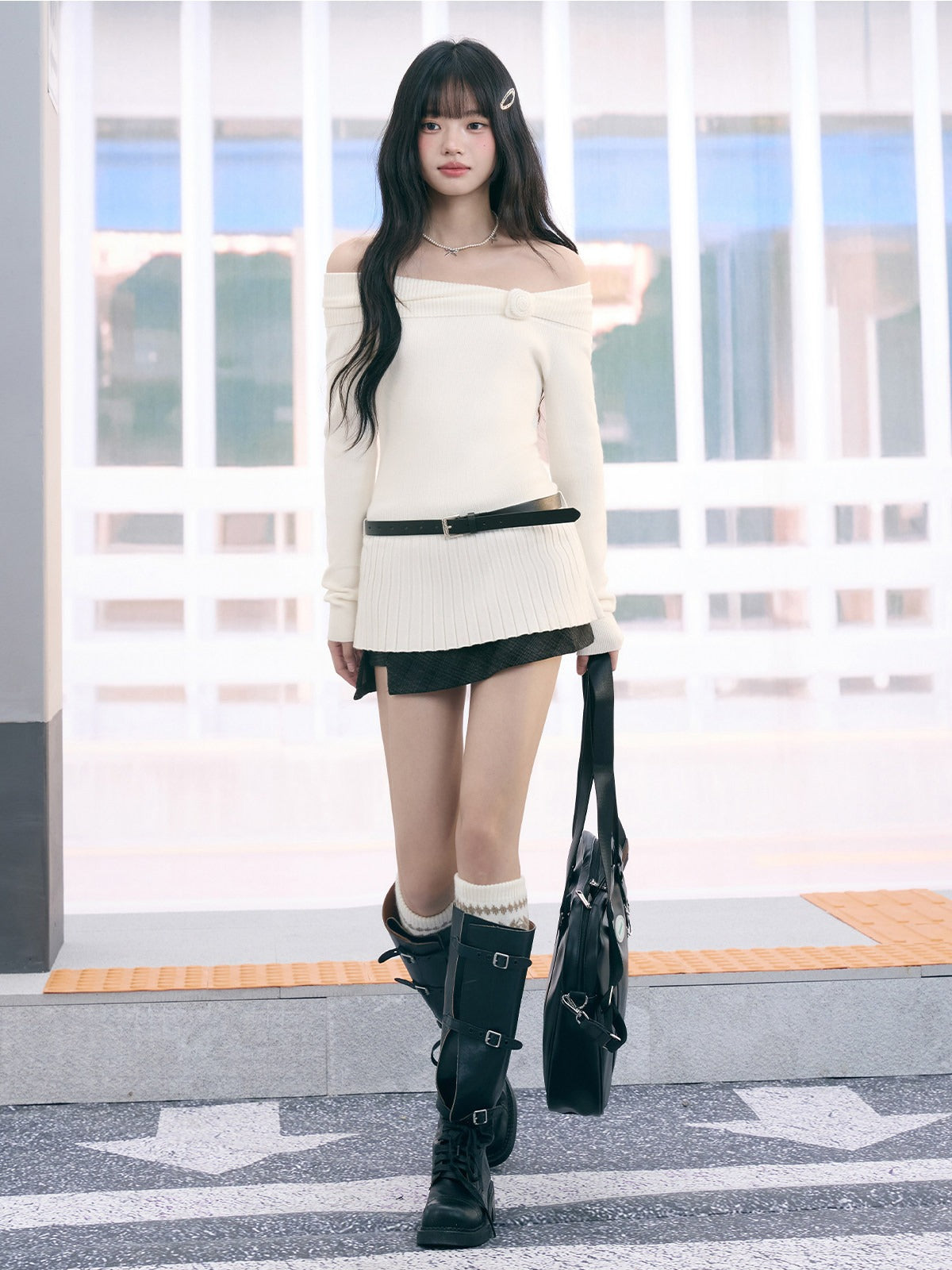"Bloom Arrival" White Off-Shoulder Knit Top