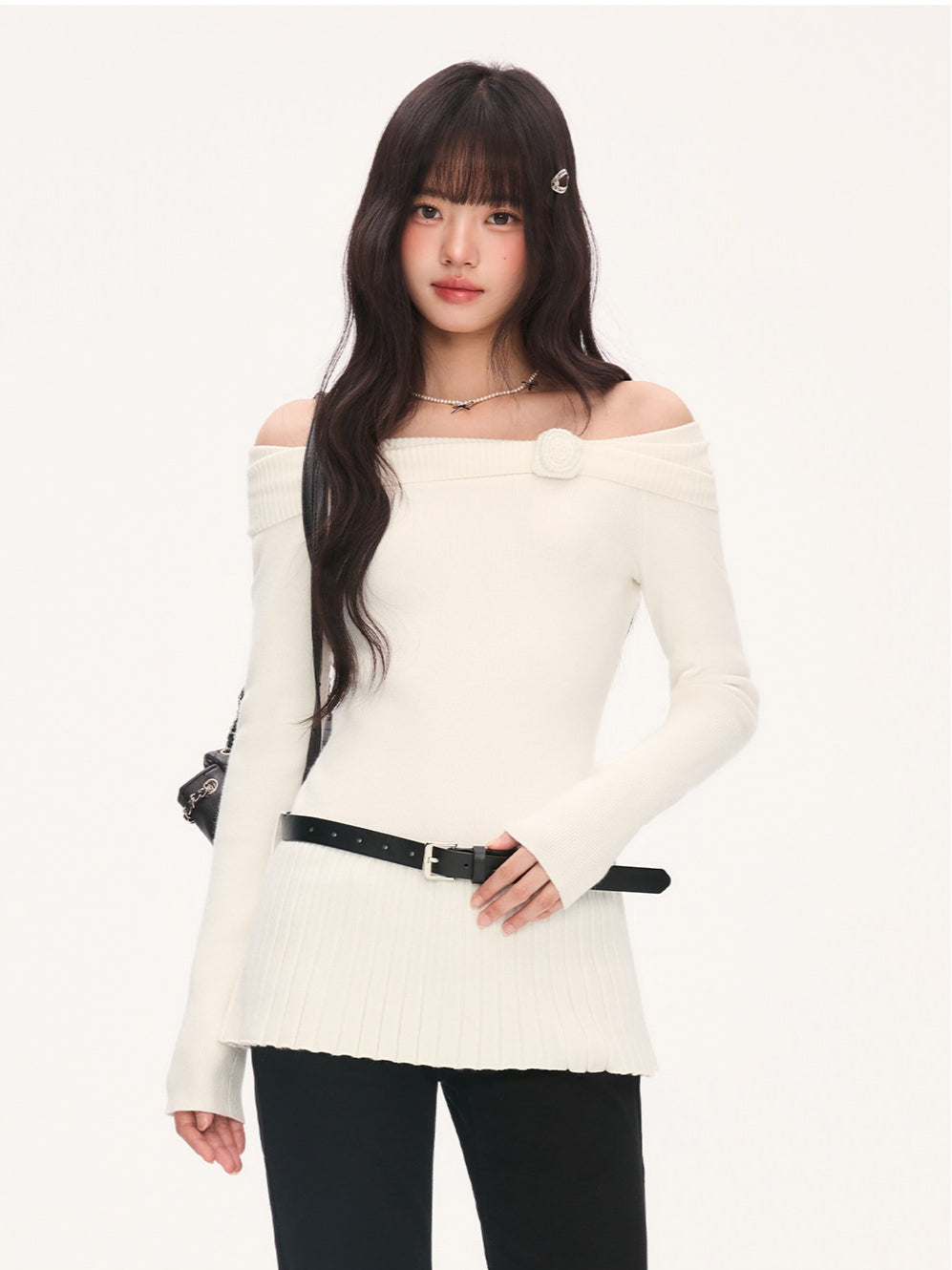 "Bloom Arrival" White Off-Shoulder Knit Top