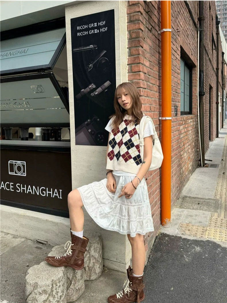 “Cocoa Rider” Retro Mid-Calf Platform Combat Boots (Brown / Black)