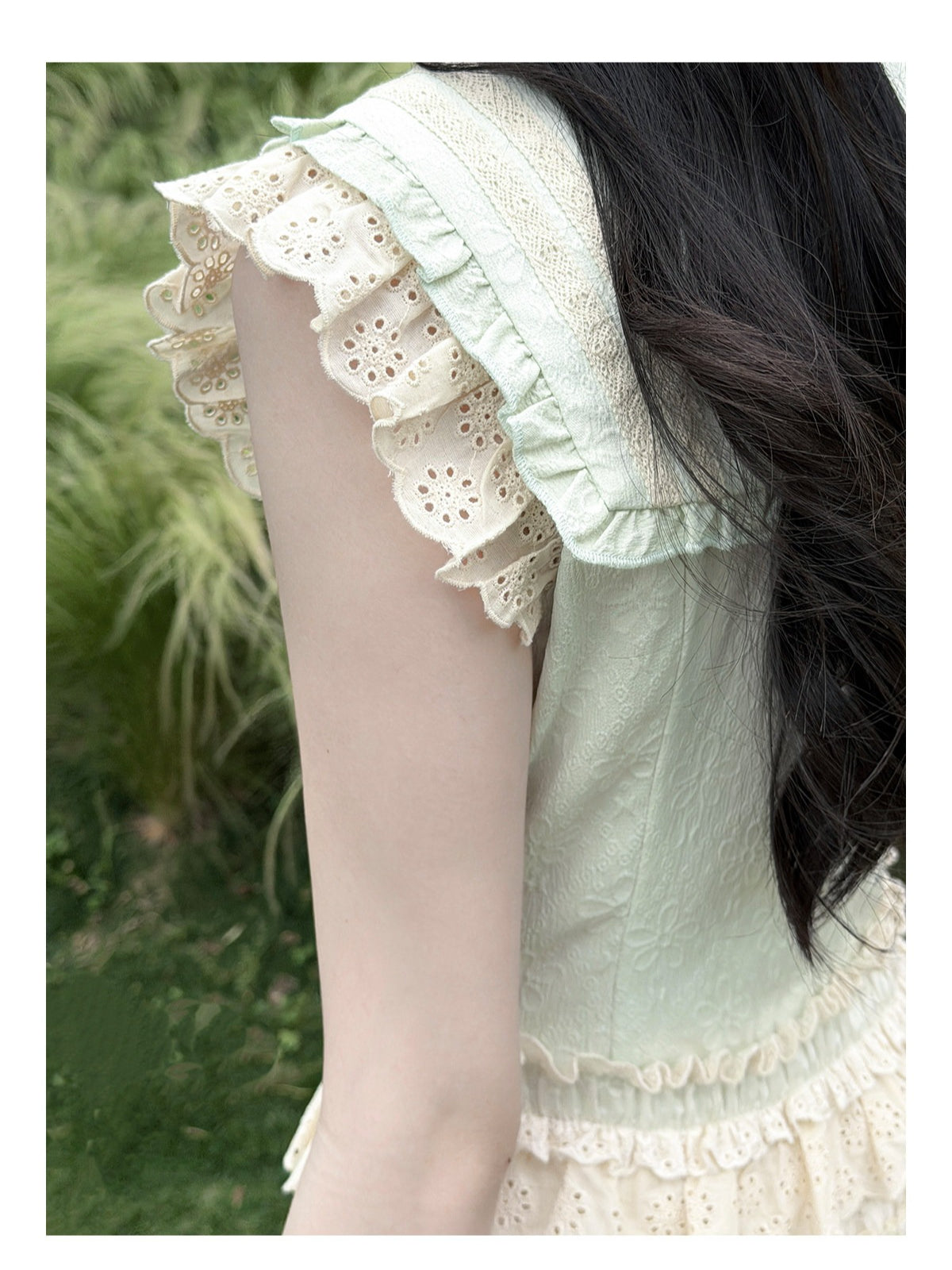 "Blooming Branches" Vintage Forest Collection (Mint Green Sailor Blouse / Oat Beige Tiered Skirt)