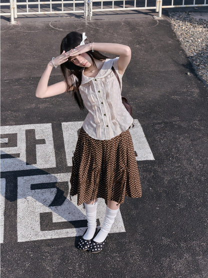 "Blooming Branches" Daisy Textured Blouse & Brown Polka Dot Pleated Skirt