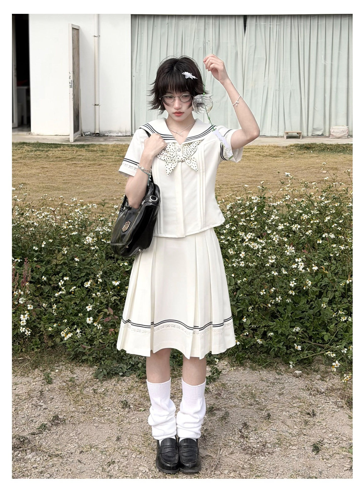 “Pearl Blossom” White Showa-Inspired Sailor Uniform Set