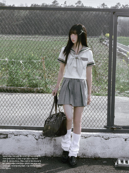 “Daisy & Spring Twins” White Sailor School Uniform Set