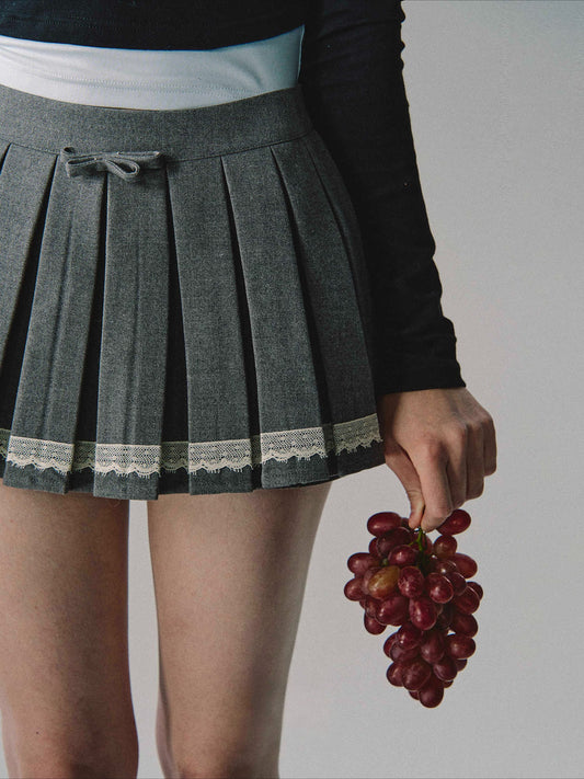 OAKMOO/ "Let Love Flow" Vintage Academy Gray Low-Rise Pleated Mini Skirt