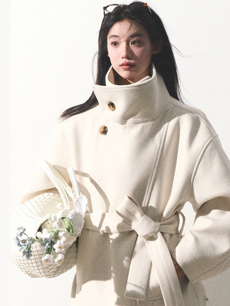 OAKMOO/ "A Touch of Soft Clouds" Fragrant White Wool-Blend Belted Short Coat