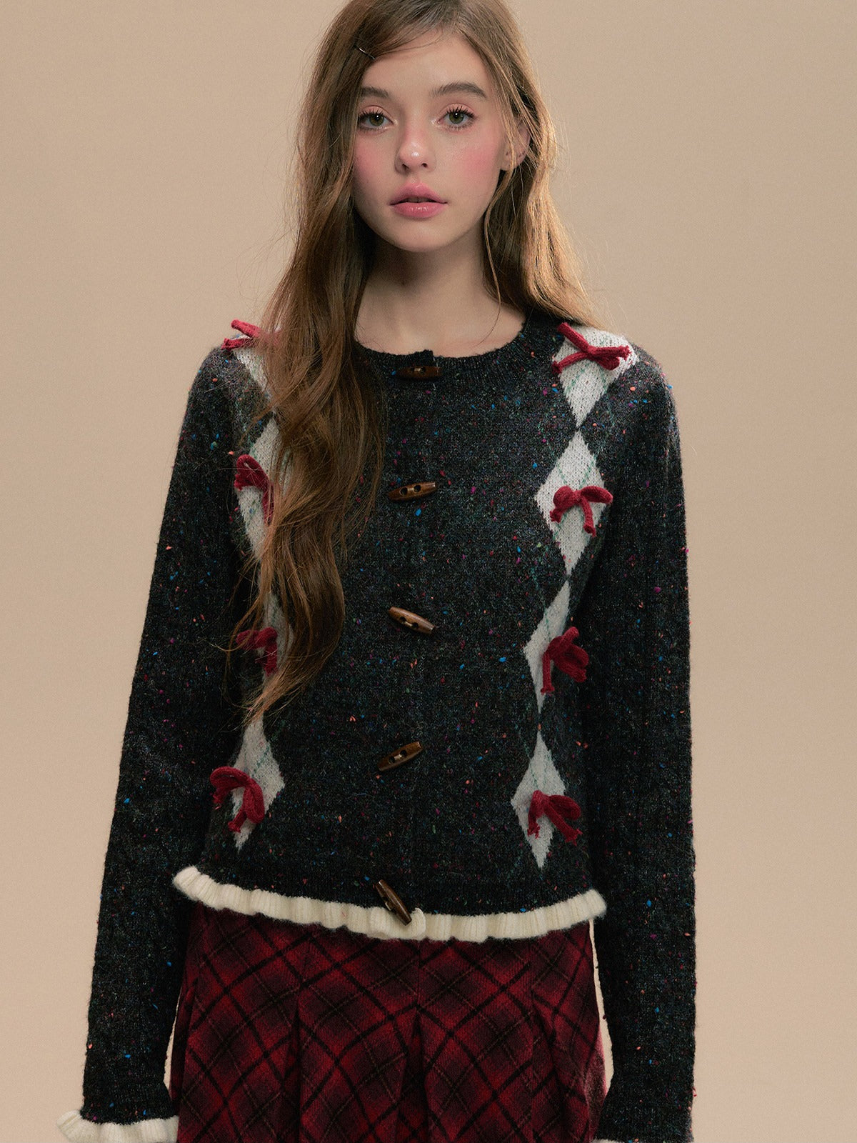 SunsetPark - Vintage Diamond Dark Gray Speckled Yarn Toggle Button Sweater