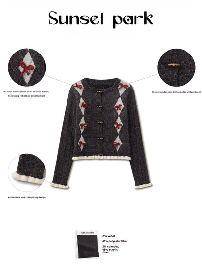 SunsetPark - Vintage Diamond Dark Gray Speckled Yarn Toggle Button Sweater
