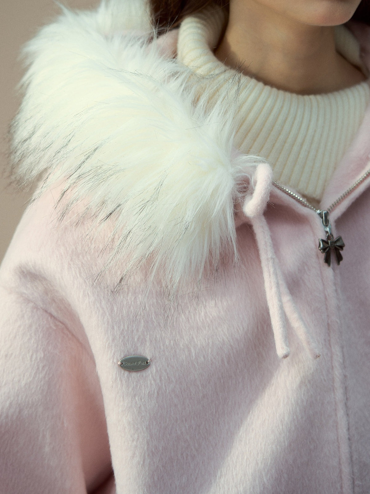 SunsetPark - "Warm Winter Days" Faux Fur Collar Wool-Blend Top Coat (Gray / Pink)