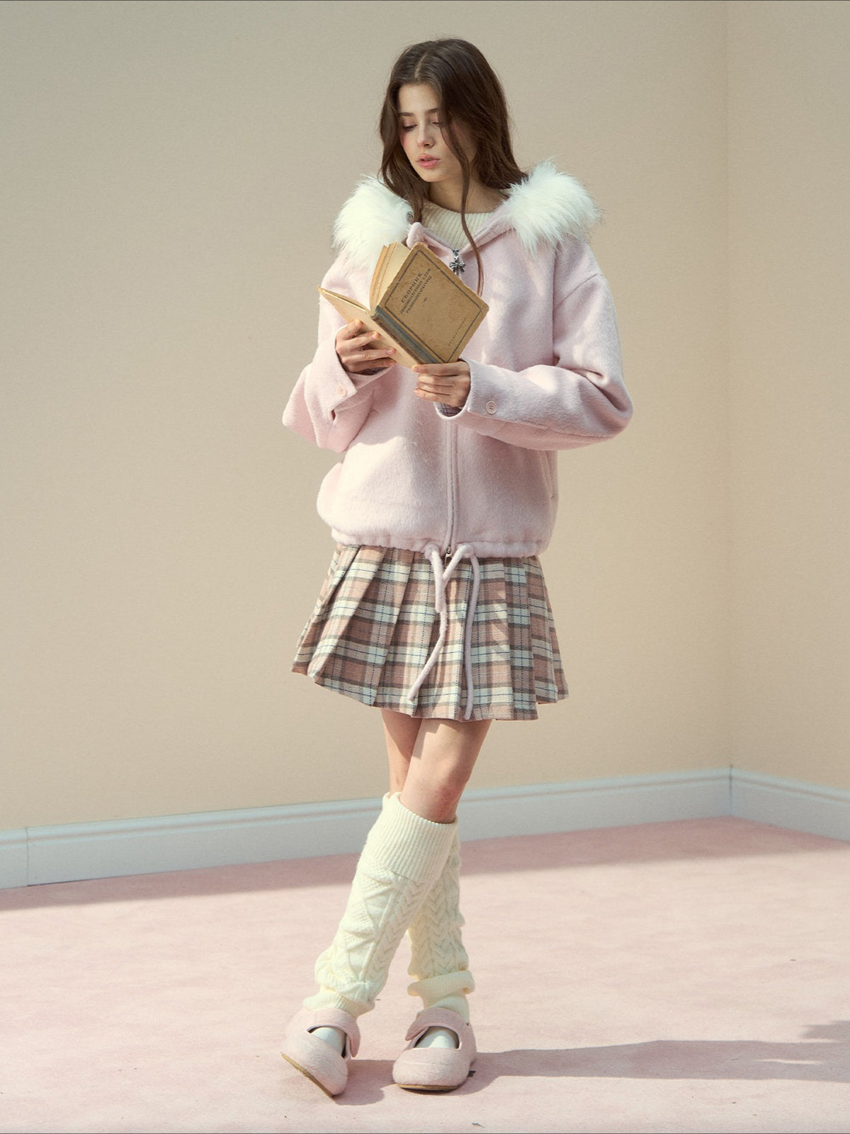SunsetPark - "Warm Winter Days" Faux Fur Collar Wool-Blend Top Coat (Gray / Pink)