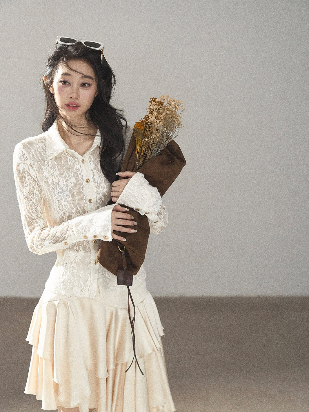 AOMALM - "Vine Texture" Dutch Cream French Lace Polo Collar Cutout Cropped Top