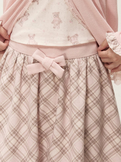 [RF] Vintage-Inspired Gingham Check Two-Piece Set with V-Neck Top and Pleated Skirt