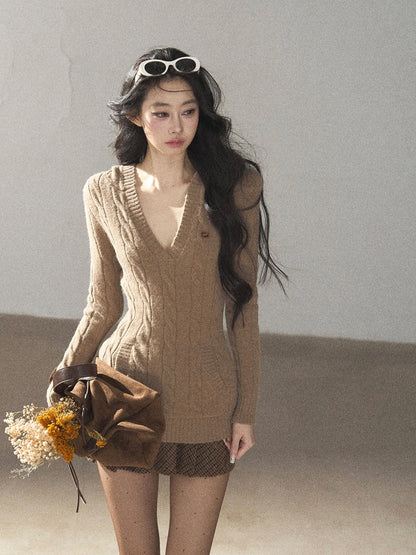 AOMALM - Oatmeal Hooded Deep V-Neck Cable Knit Top