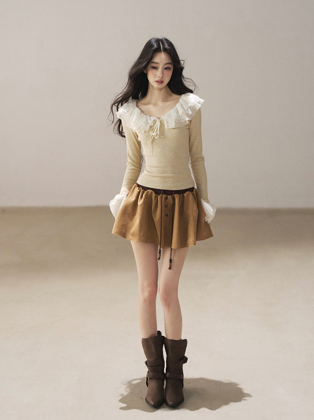 AOMALM - Oatmeal Ruffle Lace Knit Cropped Top