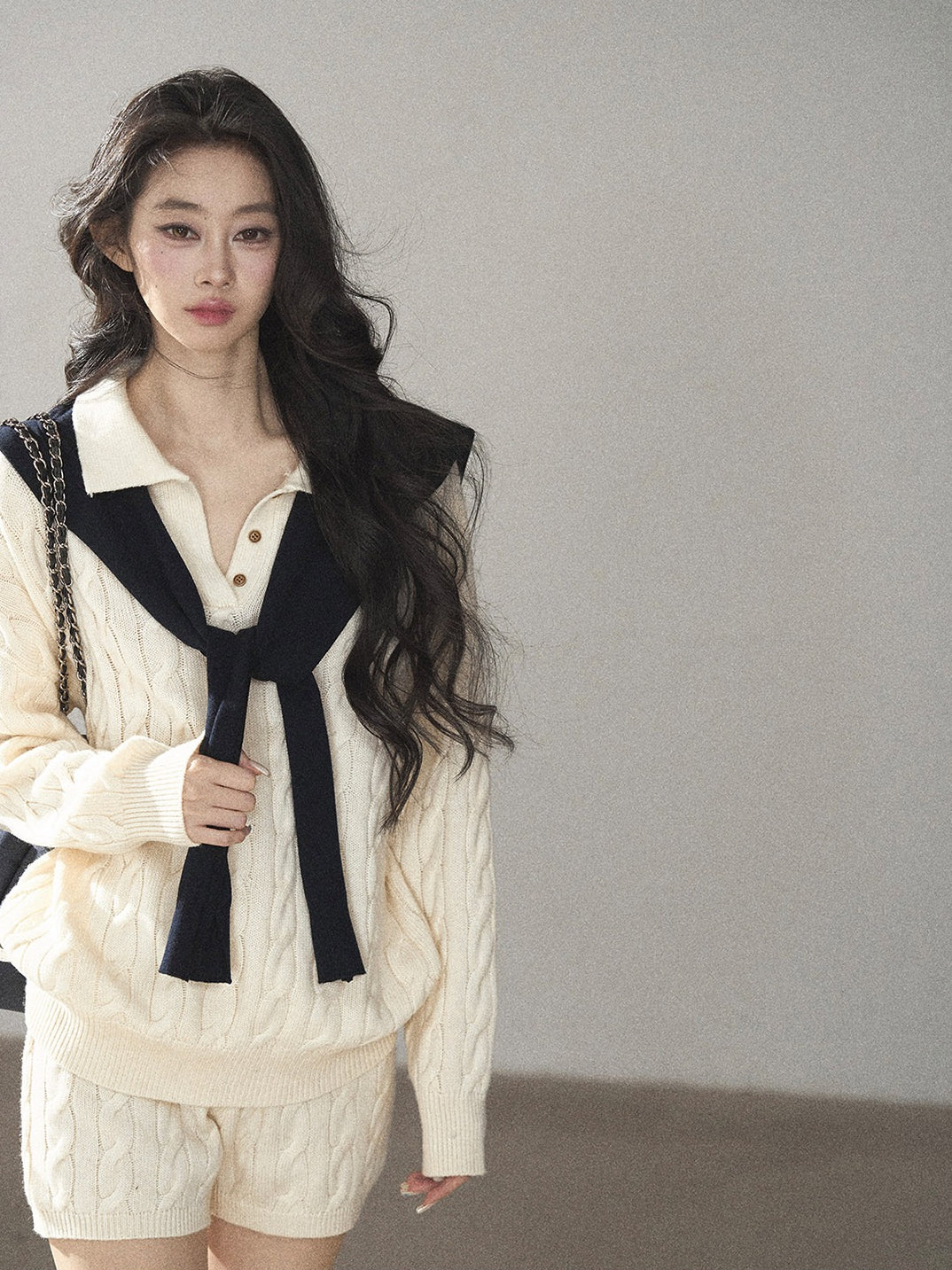 AOMALM - Dutch Cream Cable Knit Sweater & Shorts Set with Shawl