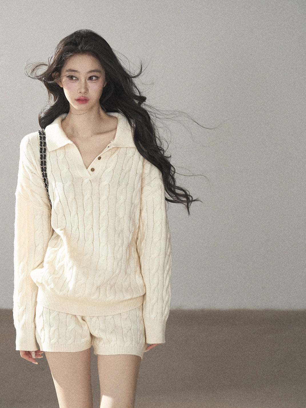 AOMALM - Dutch Cream Cable Knit Sweater & Shorts Set with Shawl