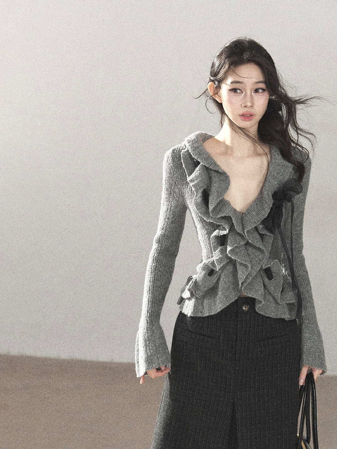 AOMALM - Pearl Gray V-Neck Knit Top with Ruffle Hem | Cropped Fit