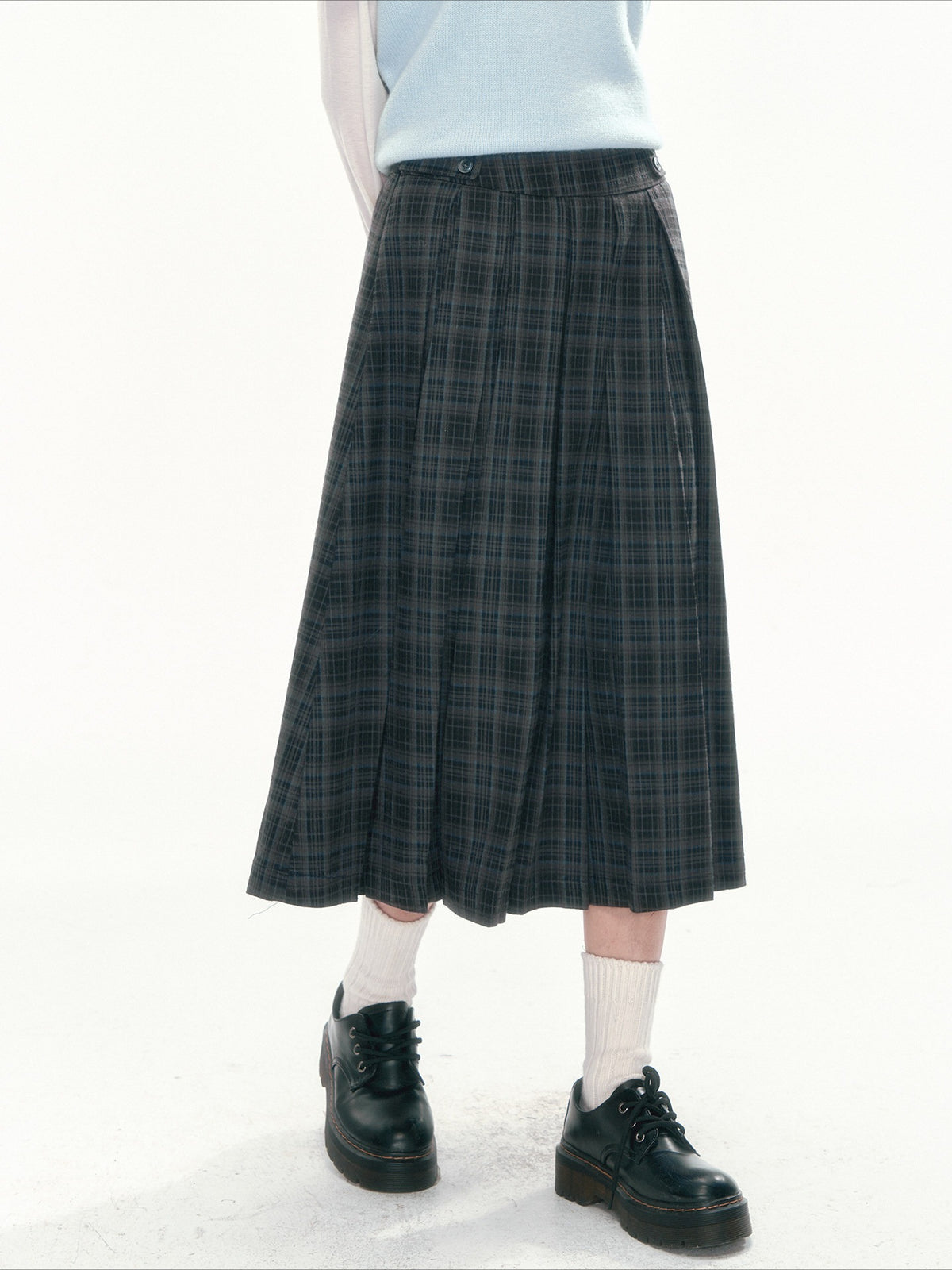 [CAN] Navy Plaid Pleated A-Line Midi Skirt
