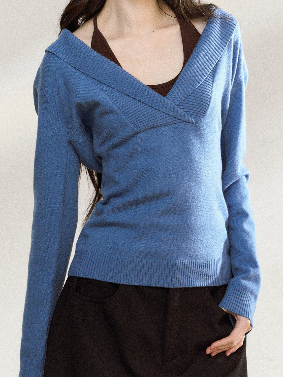 JN's DESIGN - Blue Knit Sweater with Brown Cami Set