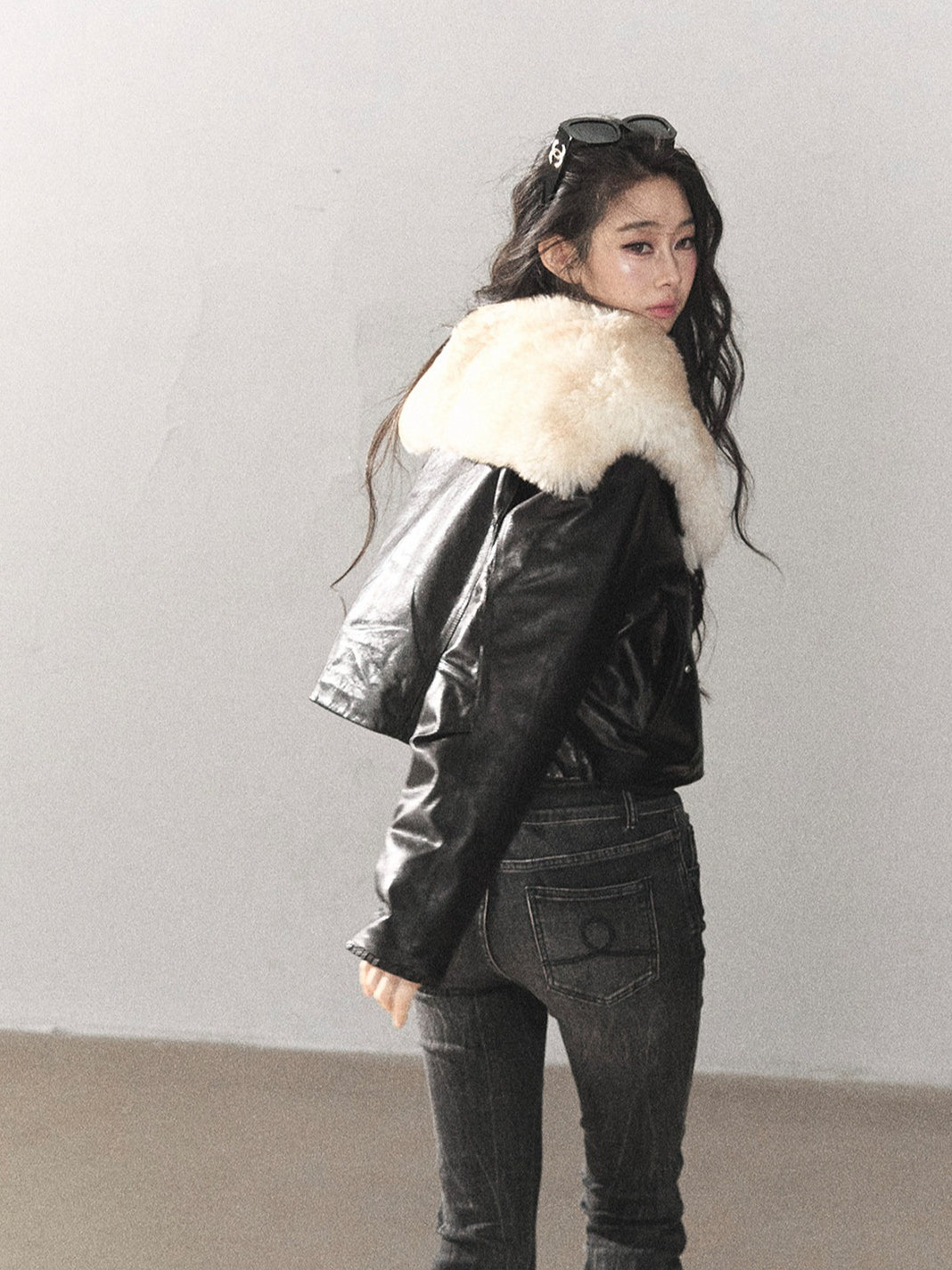 AOMALM - Black Lambskin Leather Goose Down Jacket