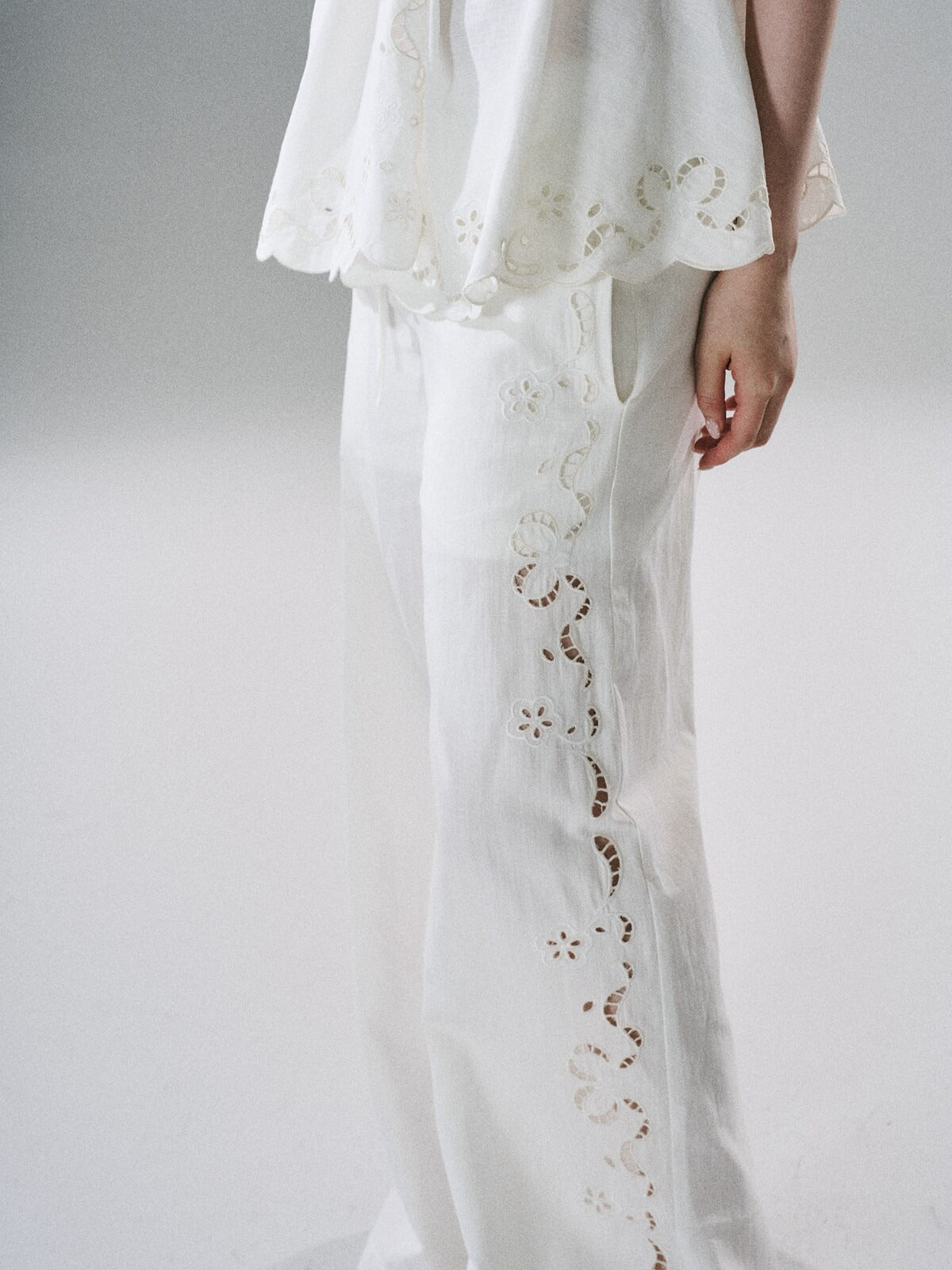 LOST FOREST - White Embroidered Linen-Blend Camisole & Wide-Leg Pants Set
