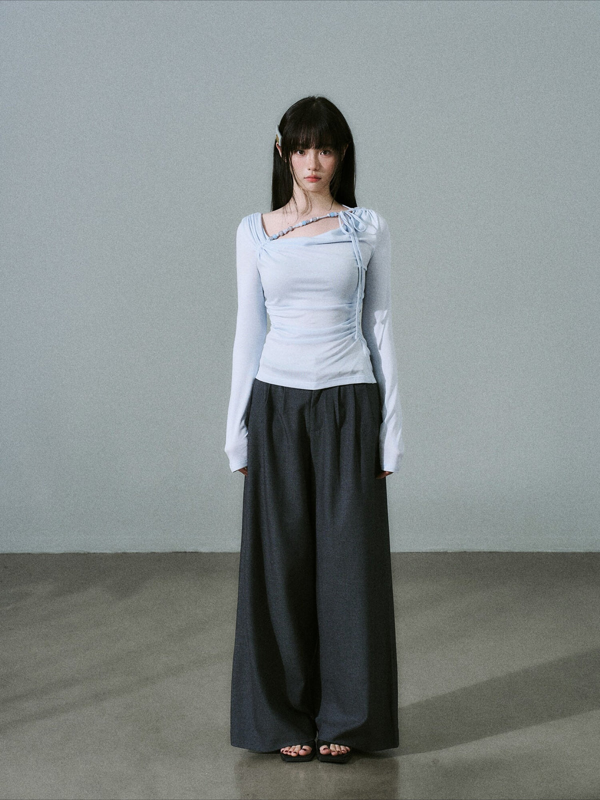 LOST FOREST - Low-Rise Triple-Pleat Wide-Leg Trousers (Black / Red Brown / Gray)