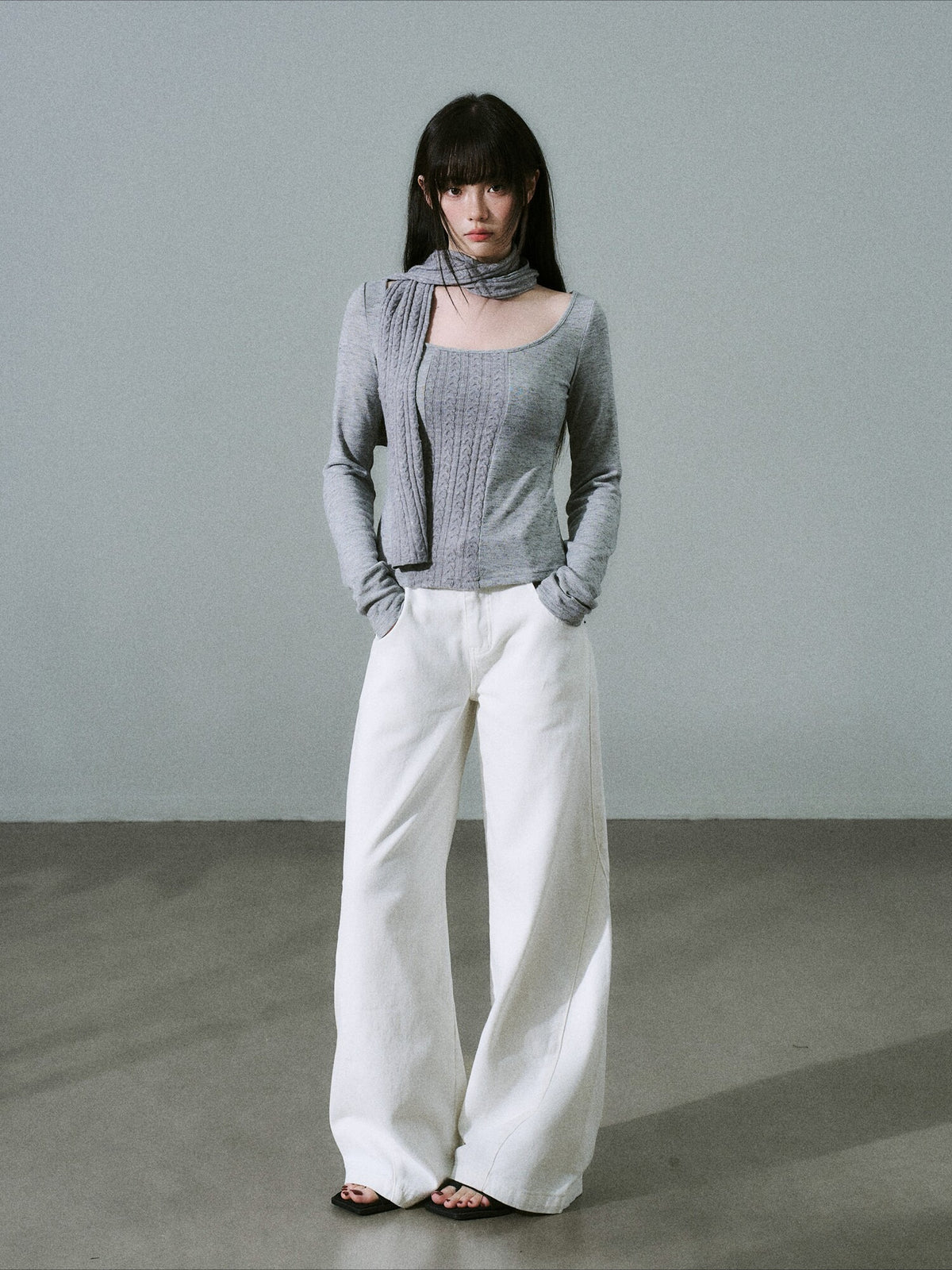 LOST FOREST - Cool Heather Gray Wide-Neck Long Sleeve Top with Cable-Knit Scarf