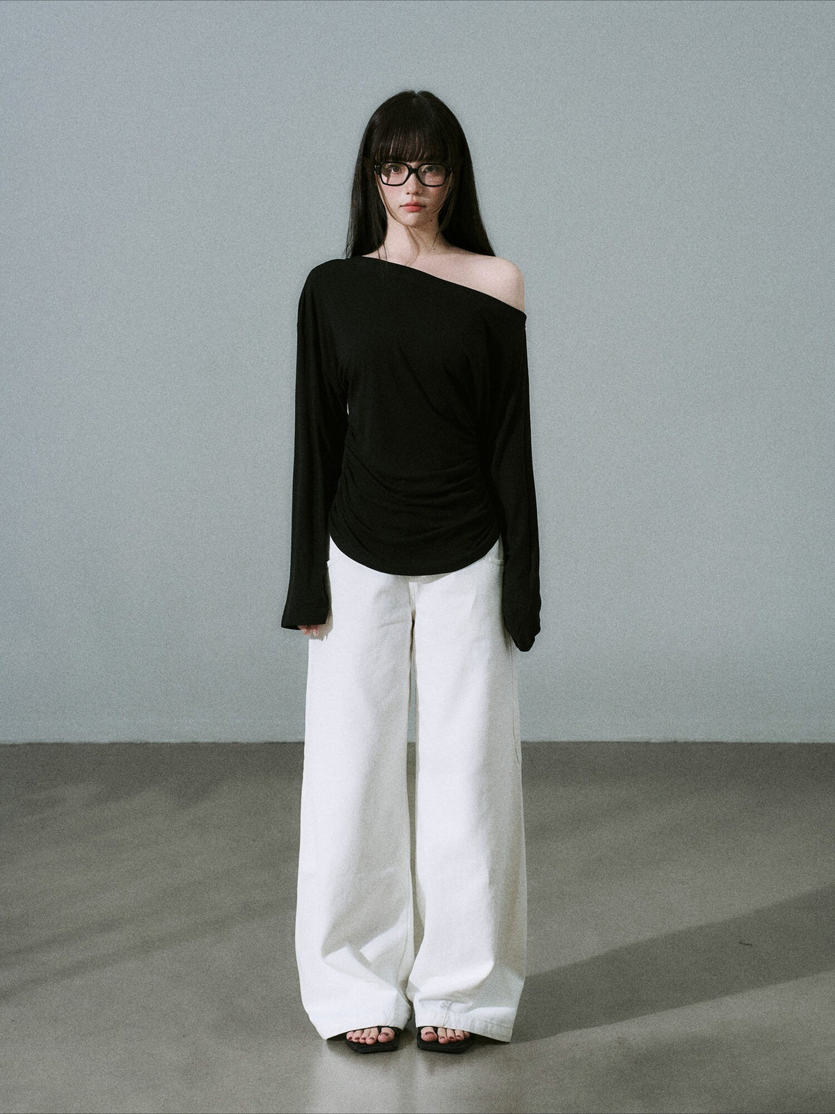 LOST FOREST - Black Lyocell-Wool One-Shoulder Long Sleeve Top