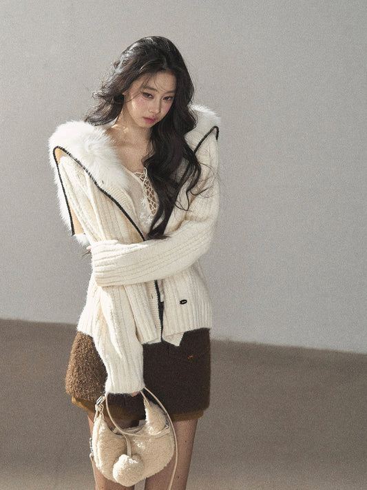 AOMALM - "Wrapped in the Evening Breeze" Milk Rice White Sailor-Collar Wool-Blend Knit Sweater