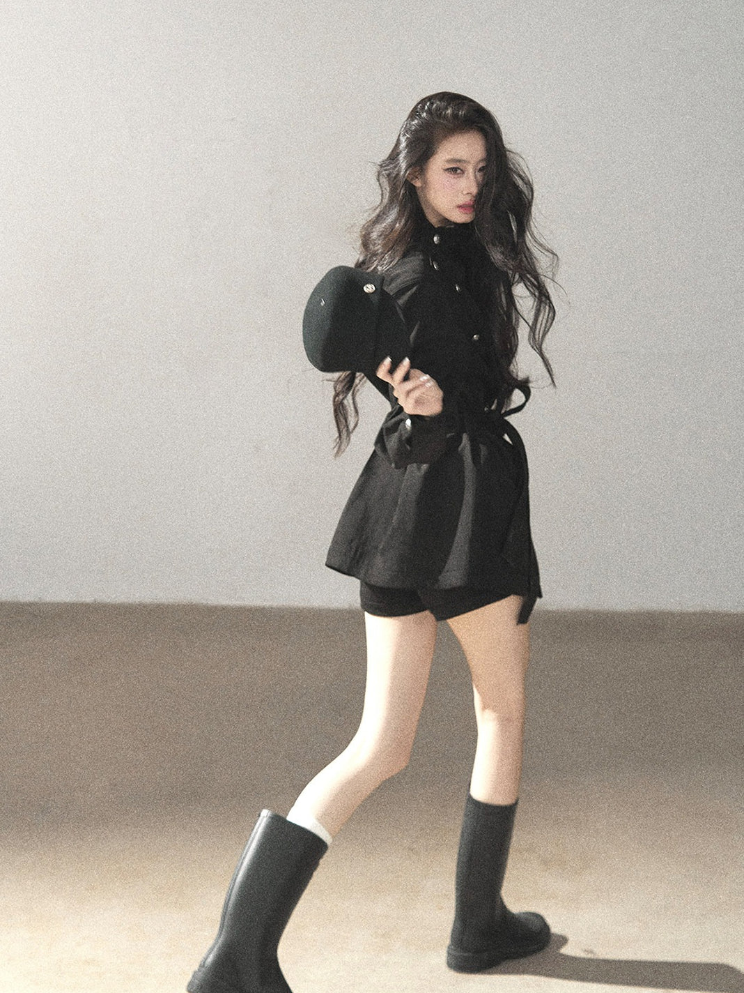 AOMALM - Black Faux-Suede Cropped A-Line Trench Coat with Belt
