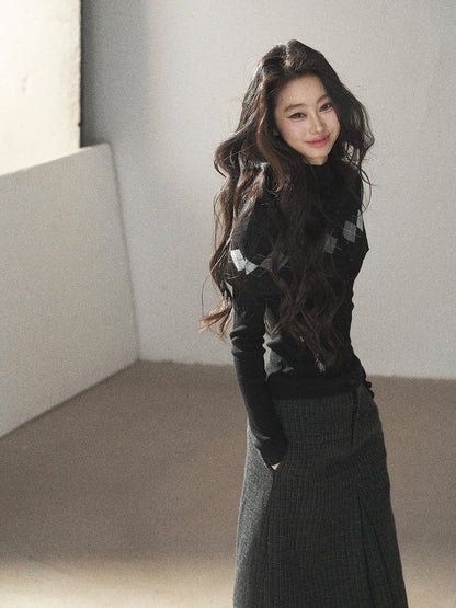 AOMALM - Rich Black Wool-Blend Pleated A-Line Midi Skirt