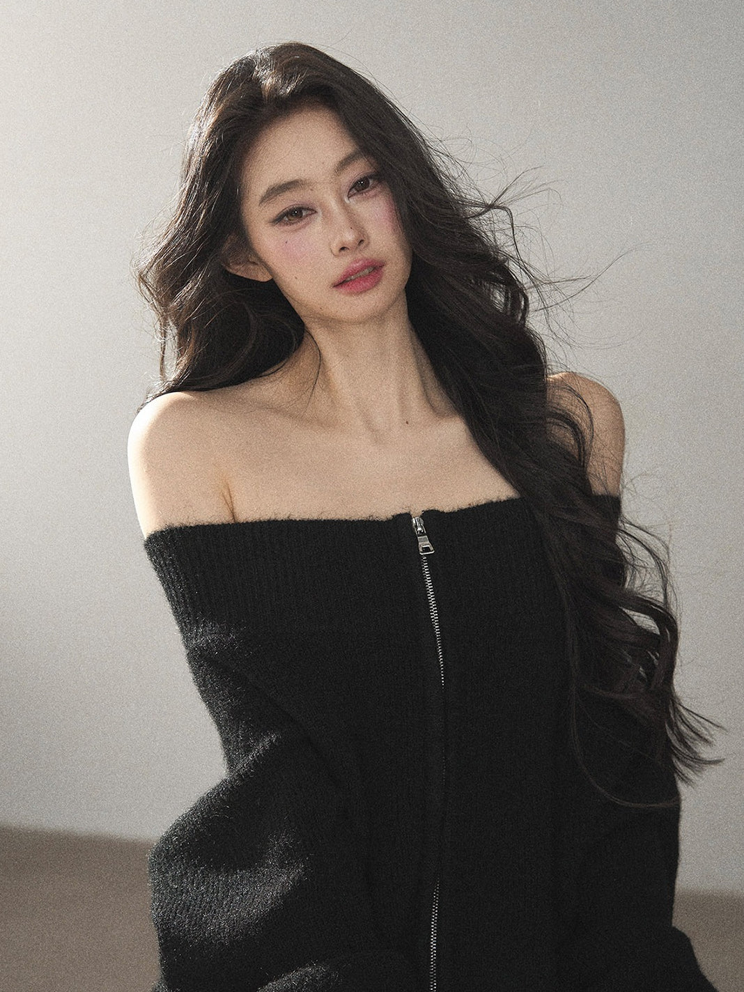AOMALM - Quiet Black Wool-Blend Cropped Knit Jacket