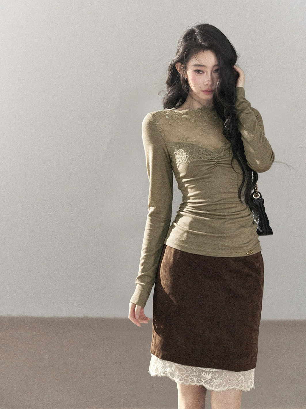 AOMALM - Milk Tea Lace-Panel Fitted Knit Long Sleeve Top