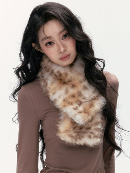 24olvides - [FREE GIFT] Winter Accessories Set: Faux Fur Scarf, Bucket Hat & Satin Bow Brooch