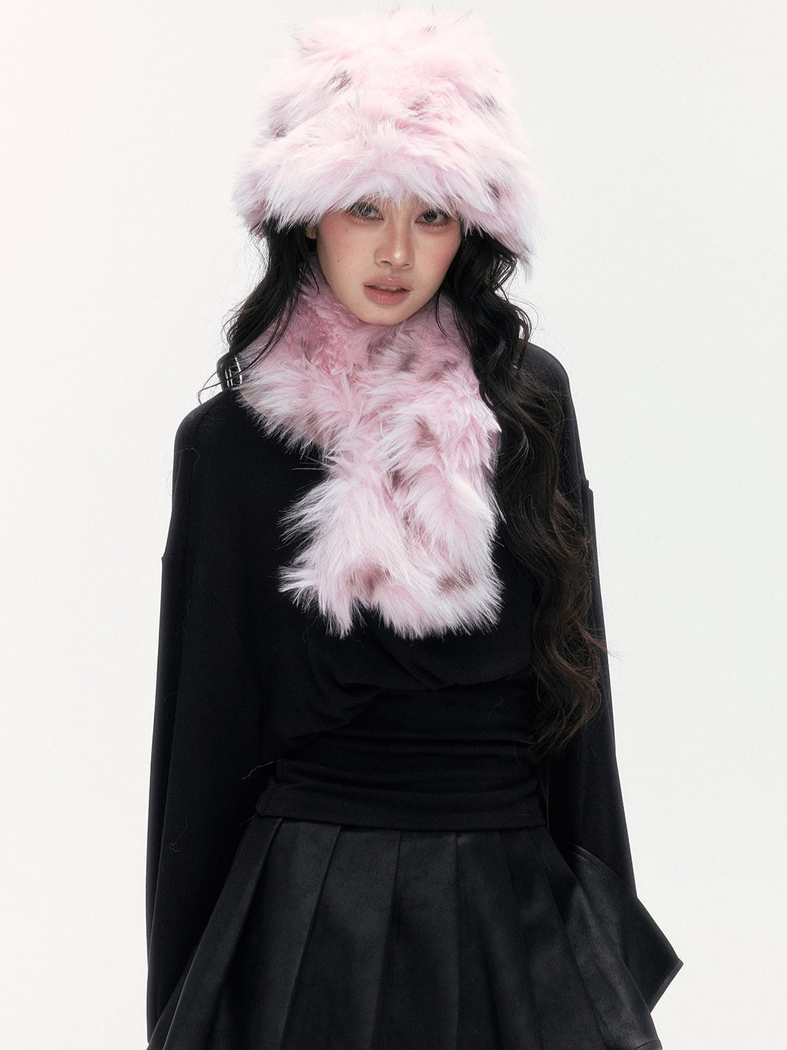 24olvides - [FREE GIFT] Winter Accessories Set: Faux Fur Scarf, Bucket Hat & Satin Bow Brooch